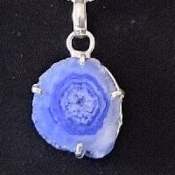 NEW Blue Druzy Quartz Geode Pendant On Black Leather 20" Cord - Picture 3 of 3